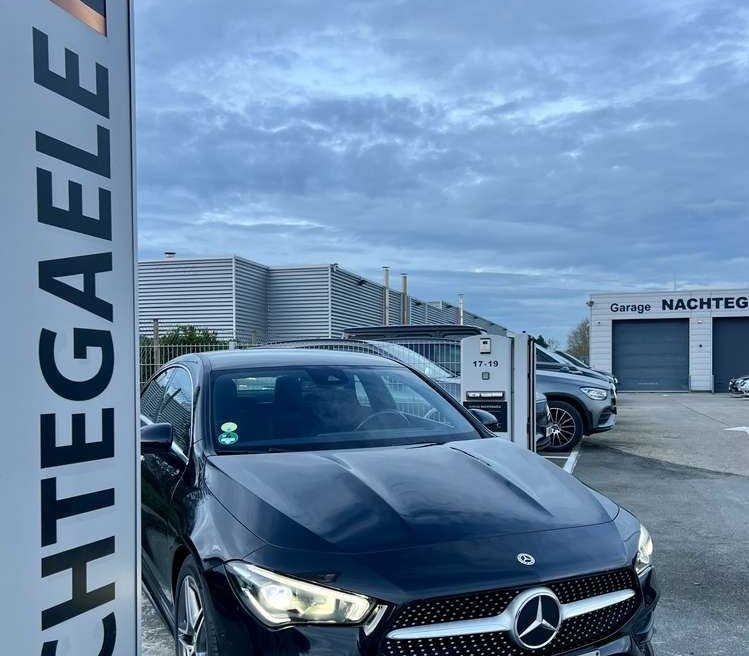 Mercedes-Benz CLA 200 - Image 1