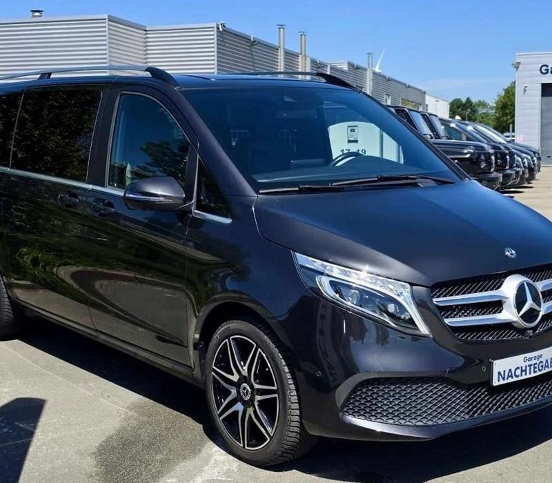 Mercedes-Benz V 300 - Image 1